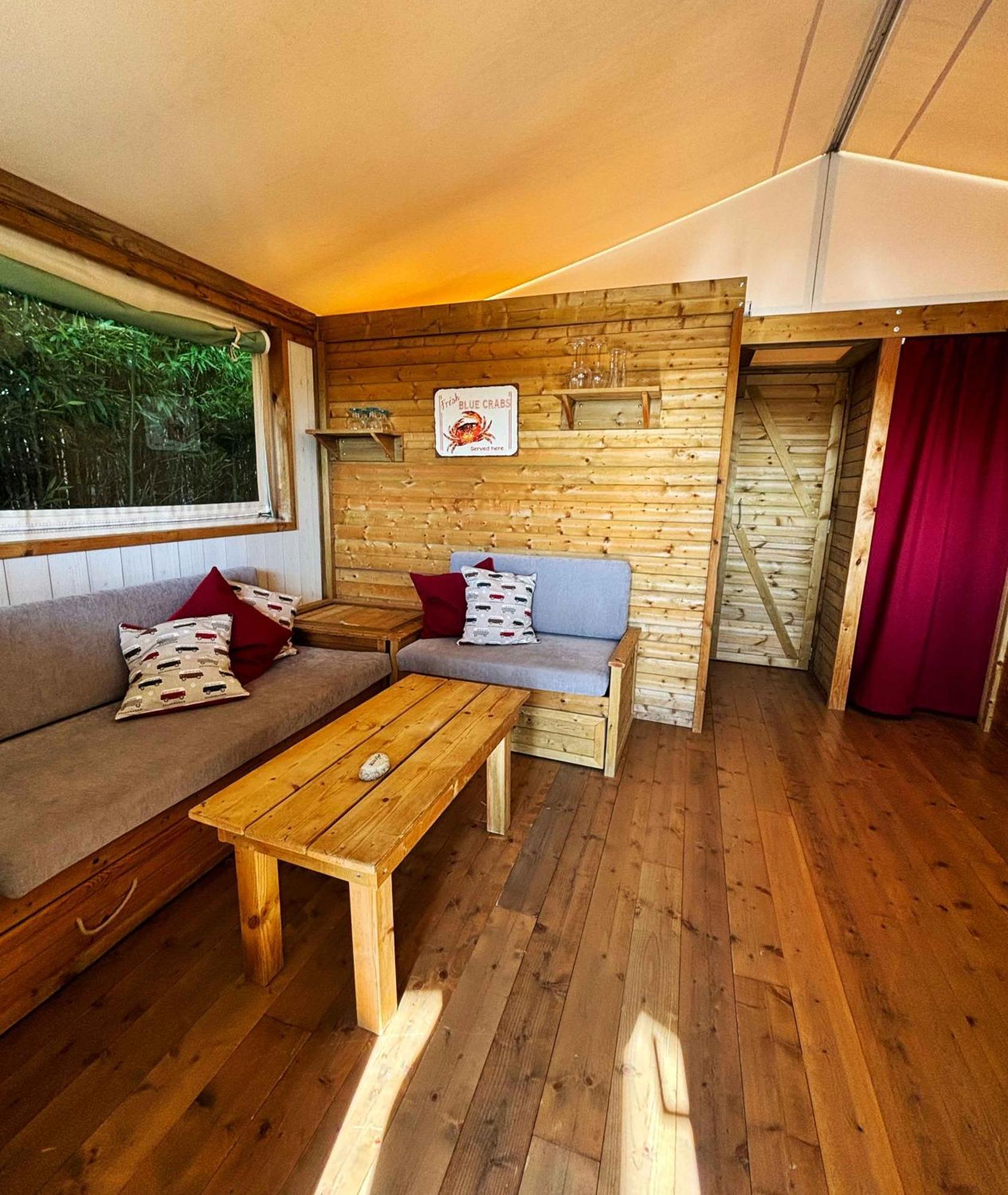 Emerald Coast Gites And Lodge Hénansal Exterior foto